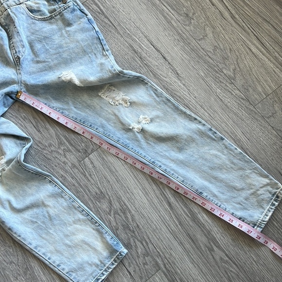 Forever 21 Light Washed Denim Overalls Size 26 - Picture 6 of 9